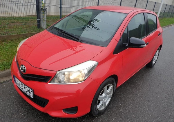 Toyota Yaris cena 20909 przebieg: 185000, rok produkcji 2012 z Sieradz małe 436